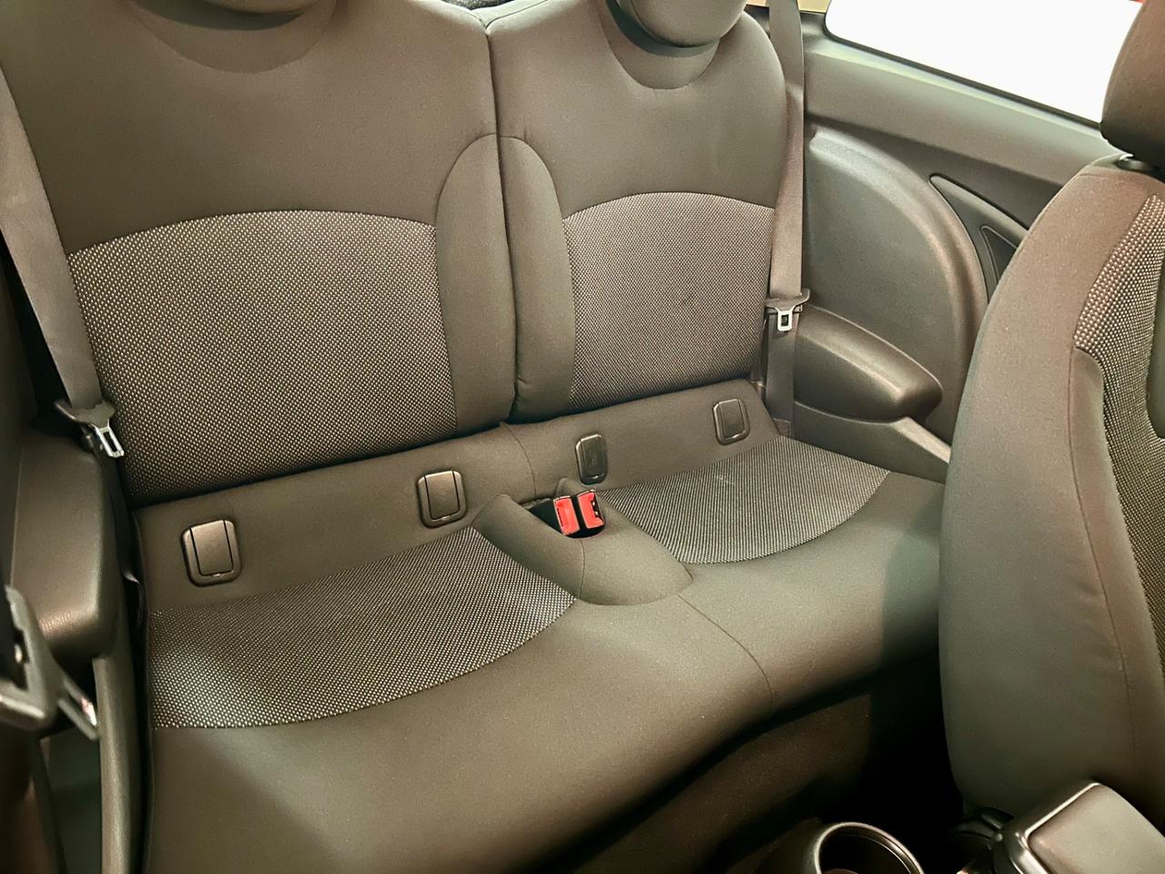 Mini Cooper Coupe 1.6 Coupé