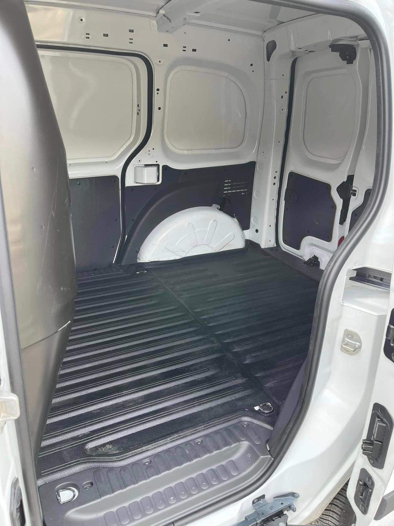 RENAULT KANGOO 1.5 BLUE DCI 116CV DOPPIA PORTA IVA