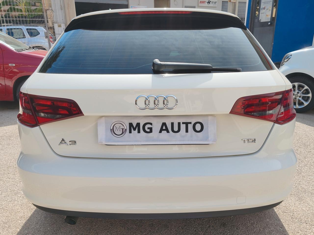 Audi A3 SPB 1.6 TDI 105 CV CR Attraction