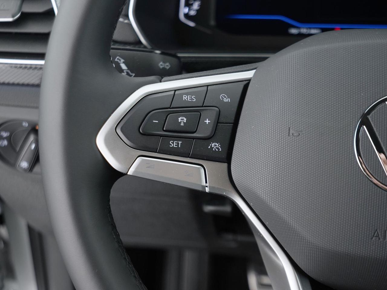 Volkswagen T-Cross 1.0 tsi 115cv r-line plus