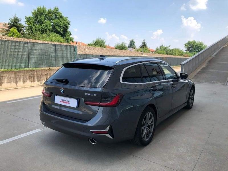 BMW Serie 3 320d Touring mhev 48V xdrive Luxury auto