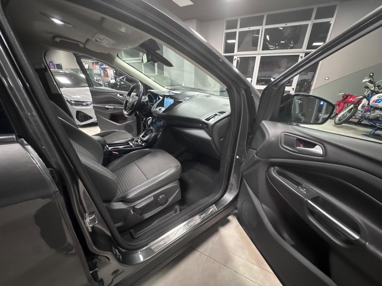 FORD KUGA 1.5 TDCI AUTOMATICA TITANIUM