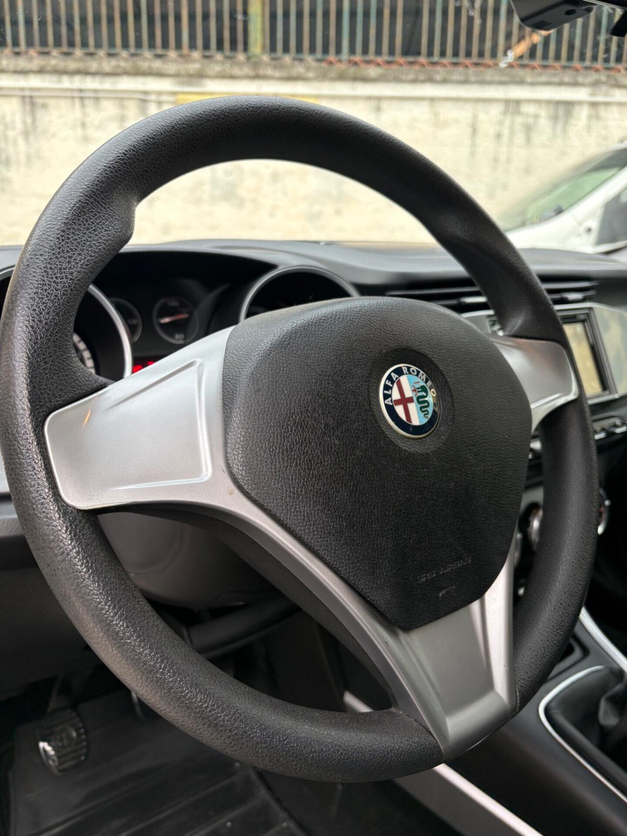 Alfa Romeo Giulietta 1.6 MJT 105cv magnifica
