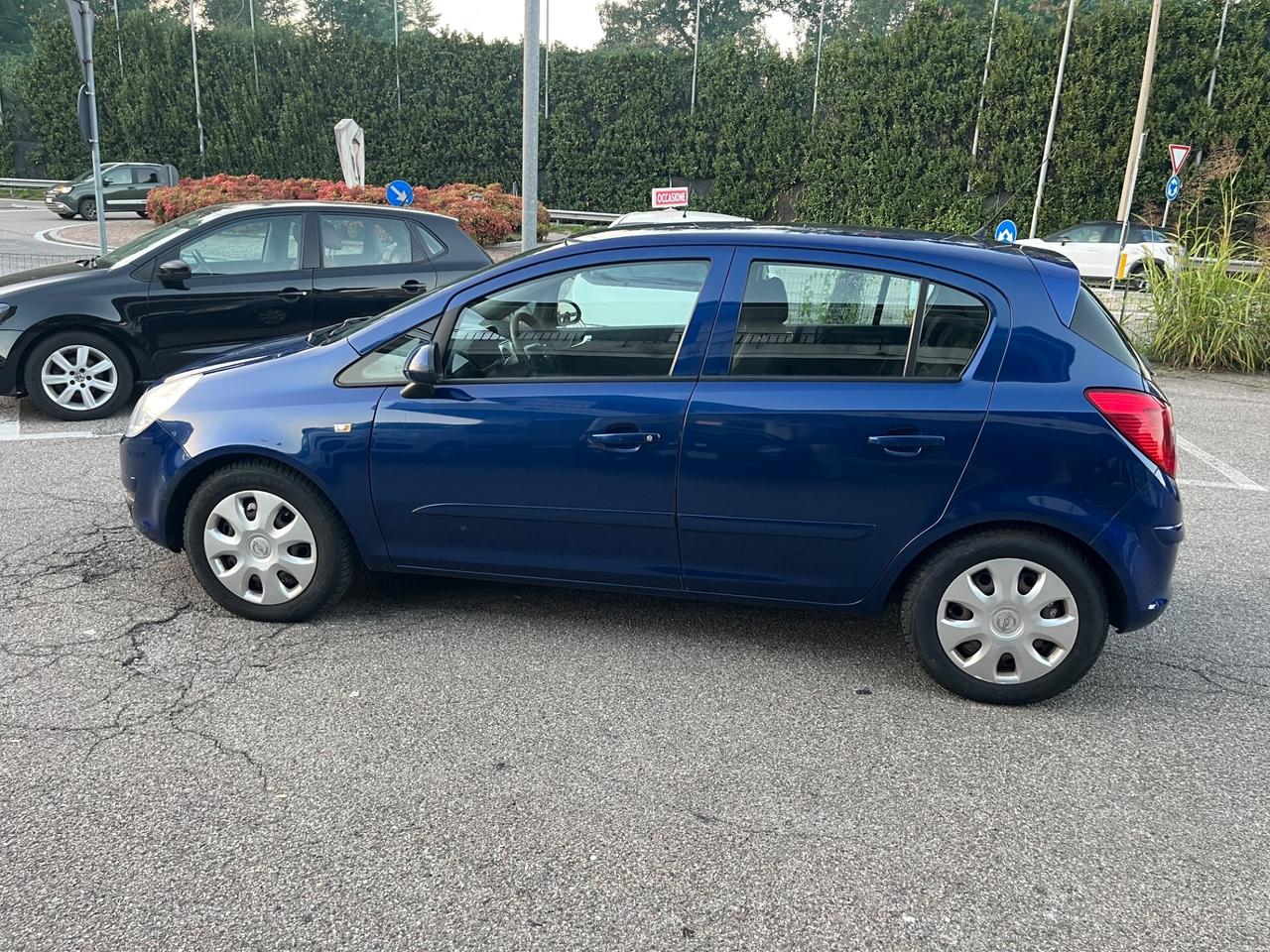 Opel Corsa 1.2benzina/80CV/neopatentati/Euro4/unico proprietario/5Porte e 5Posti