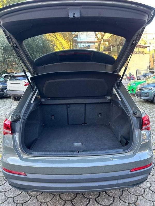 Audi Q3 2.0 35 TDI Business Advanced S Tronic