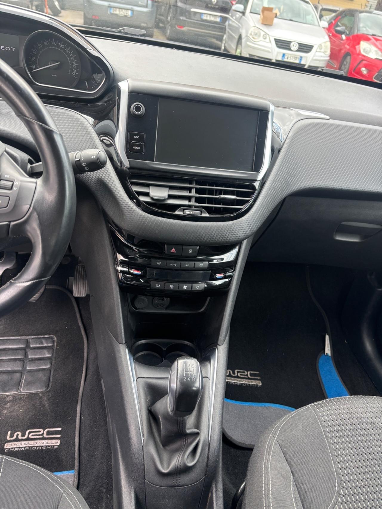 Peugeot 208 PureTech 82 3 porte Allure