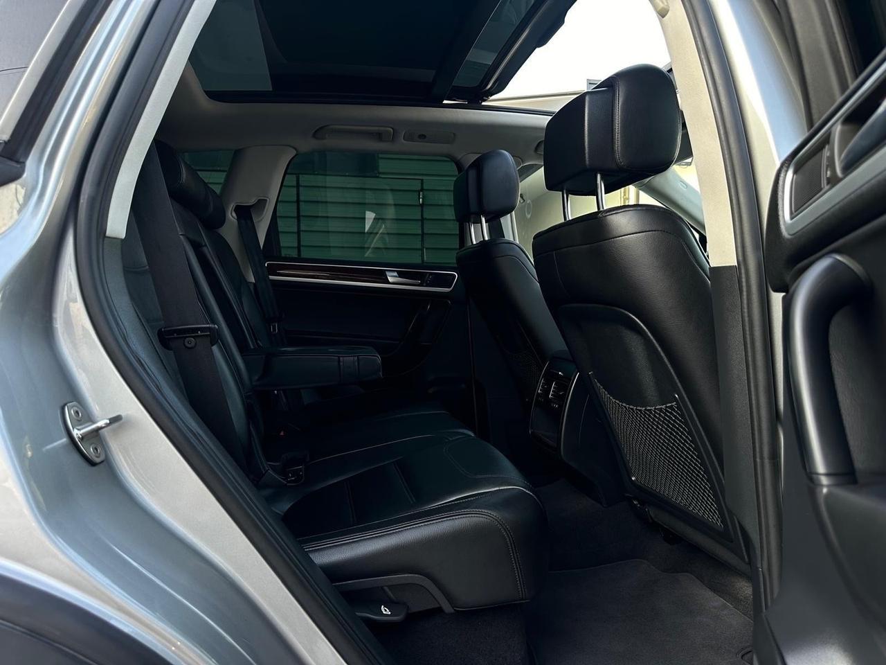 Volkswagen Touareg 3.0 TSI Tiptronic Hybrid