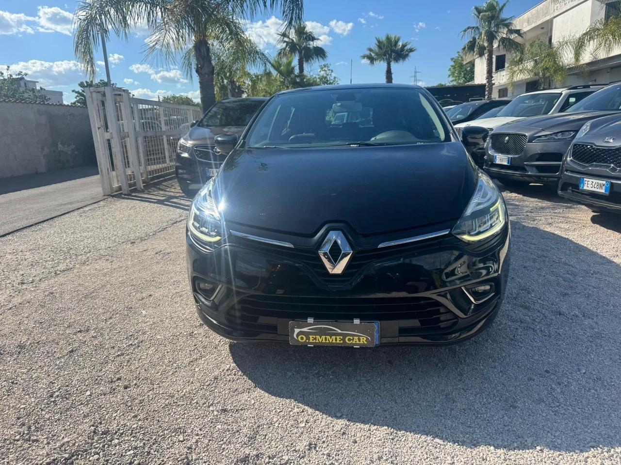 RENAULT CLIO 1.5DCI 75CV FULL LED RETROCAM