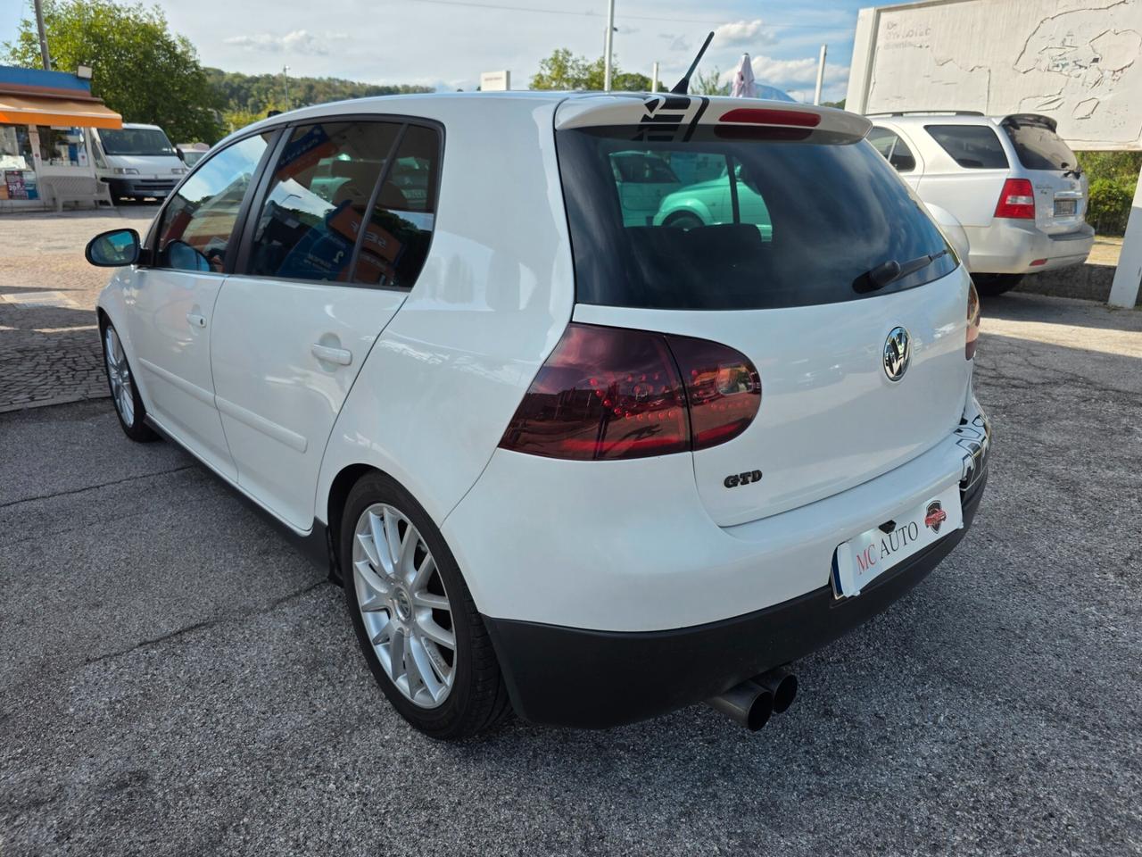 Volkswagen Golf GTD anno 2008 con 313.500 Motore sost