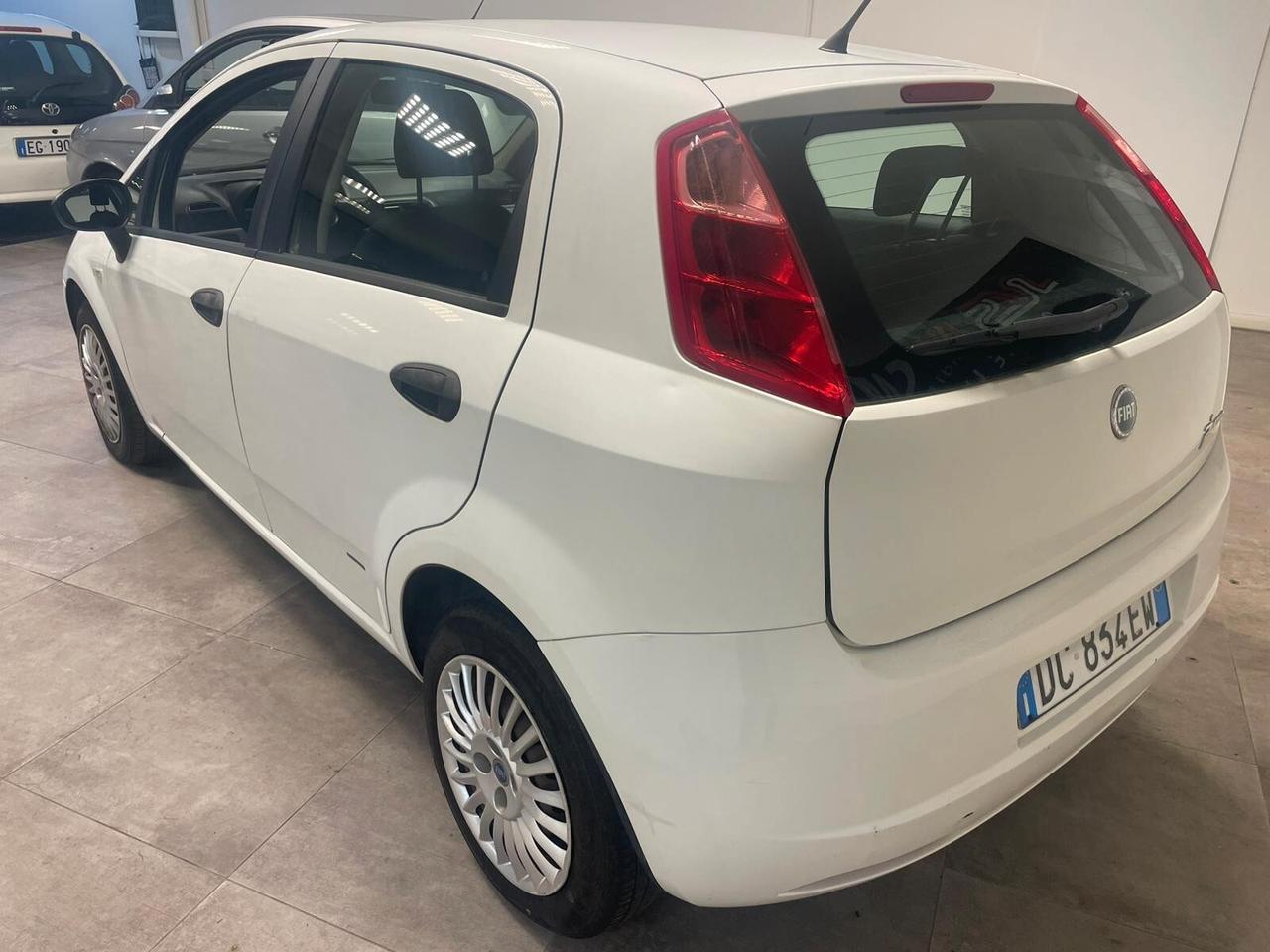 FIAT GRANDE PUNTO 1.2 - OK NEOPATENTATI - 110.000 KM ORIG