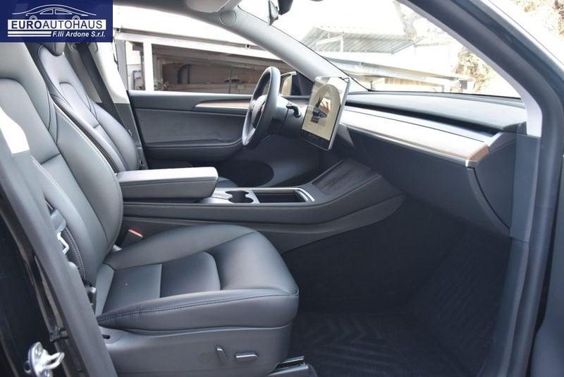Tesla Model Y Long Range Dual Motor AWD