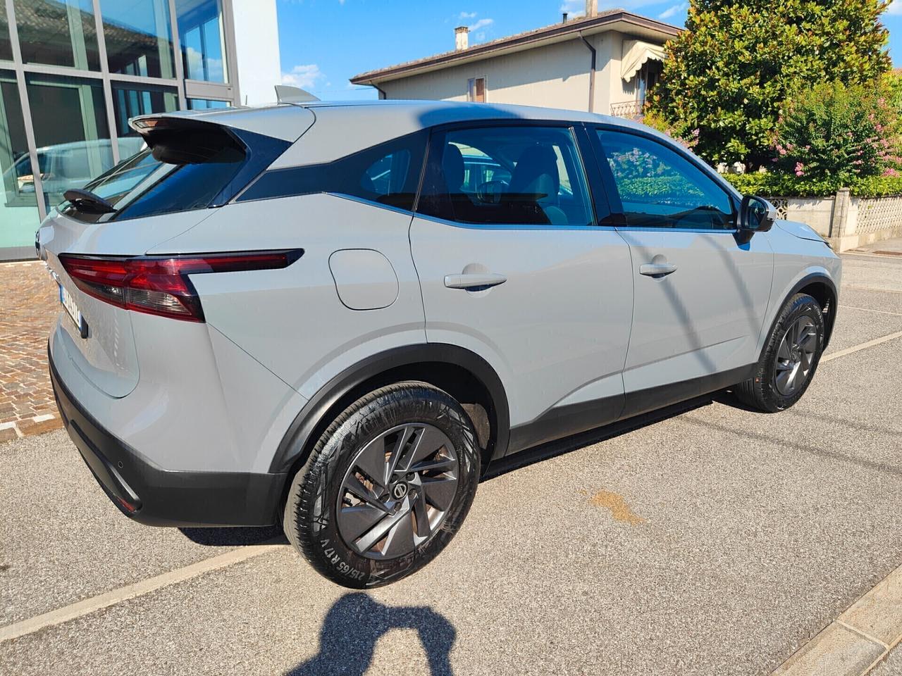 Nissan Qashqai MHEV 140 CV Business