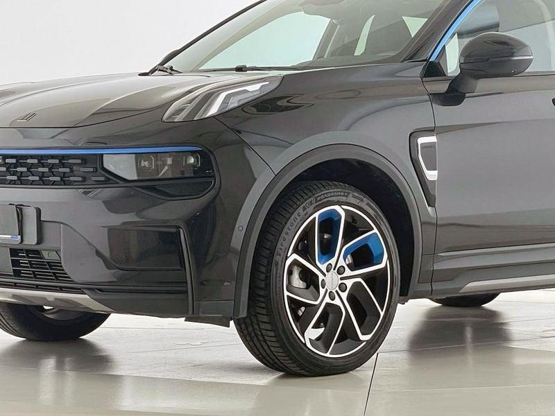 Lynk & Co 01 01 PHEV