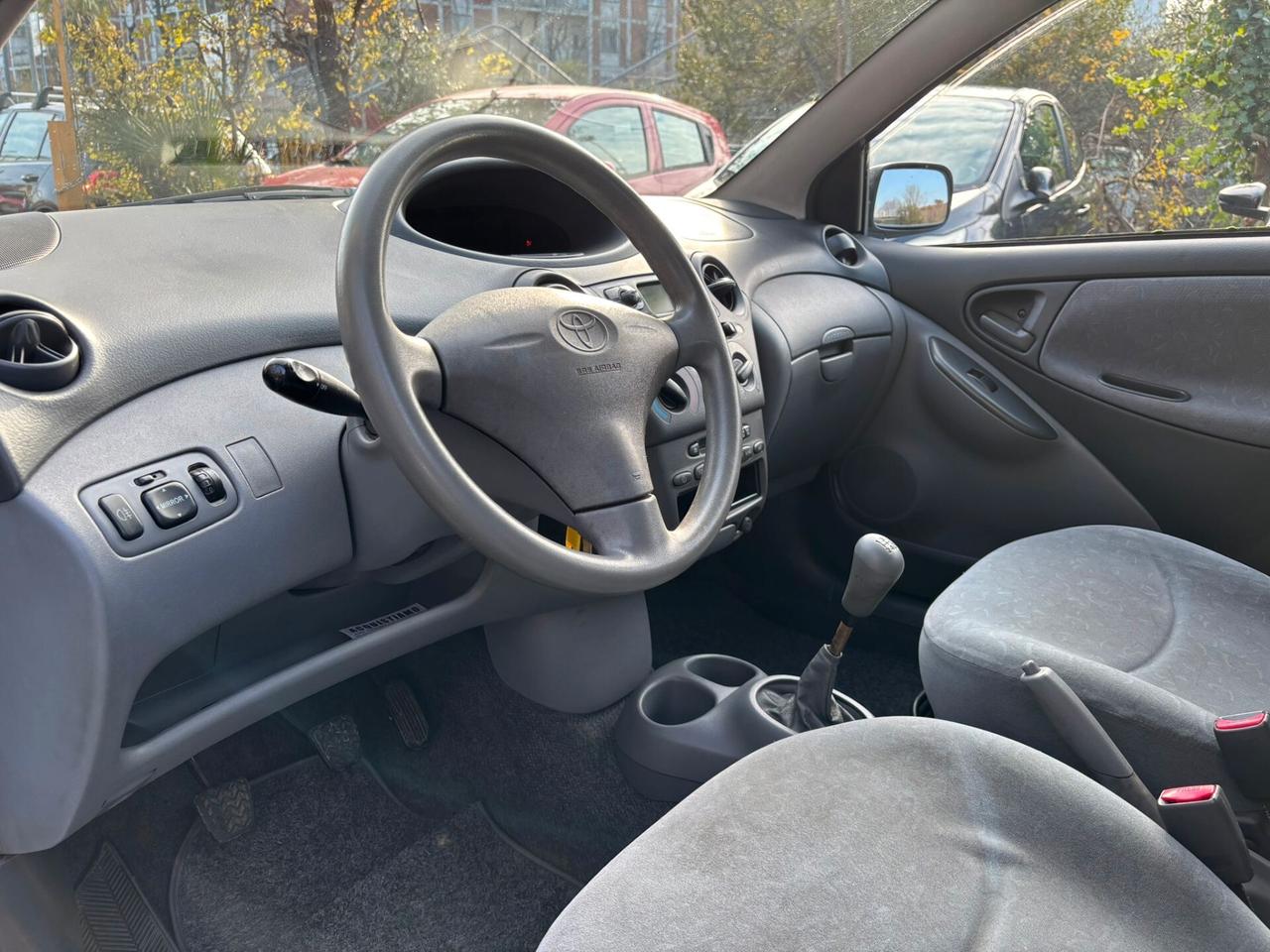 Toyota Yaris 1.0i km 59000 OK Neopatentati