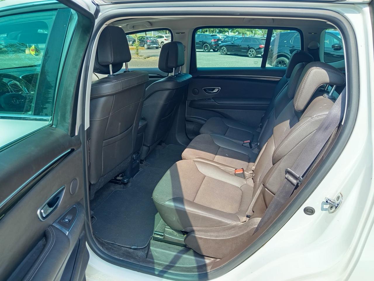 Renault Espace dCi 160CV EDC Energy Initiale Paris