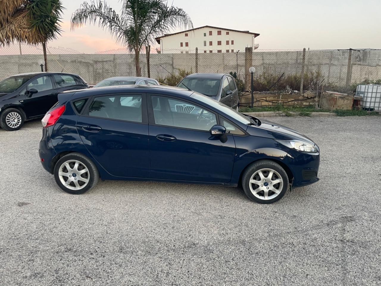 Ford Fiesta 1.5 TDCi 75CV 5 porte Titanium