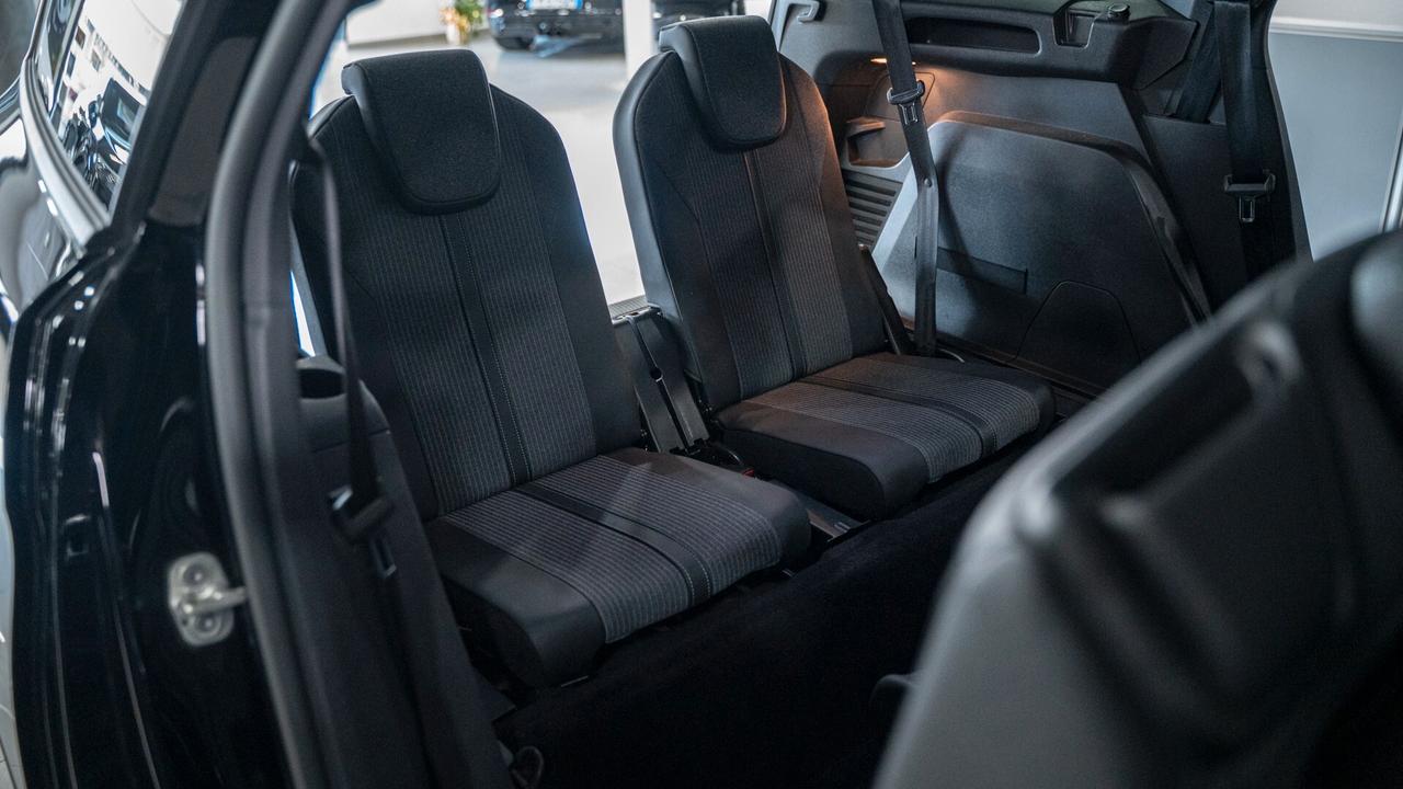 Peugeot 5008 1.5 BLUEHDI ALLURE PACK EAT8 7 POSTI S&S 131CV AUTO VIRTUAL FULL OPTIONAL
