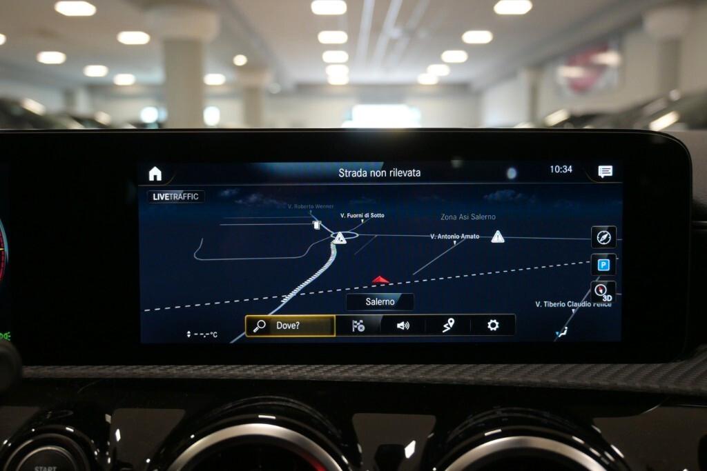 Mercedes-benz CLA 180 180D 116CV AUTOMATIC BUSINESS SOLUTION ( NAVI PREMIUM - PARK ASSISTANT ) CC. 1950