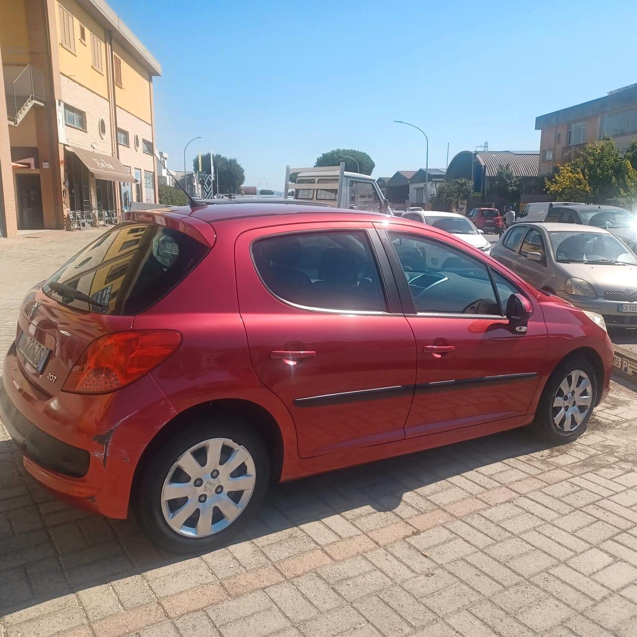 113588KM PEUGETO 207 1.4 HDI NEOPATENTATI