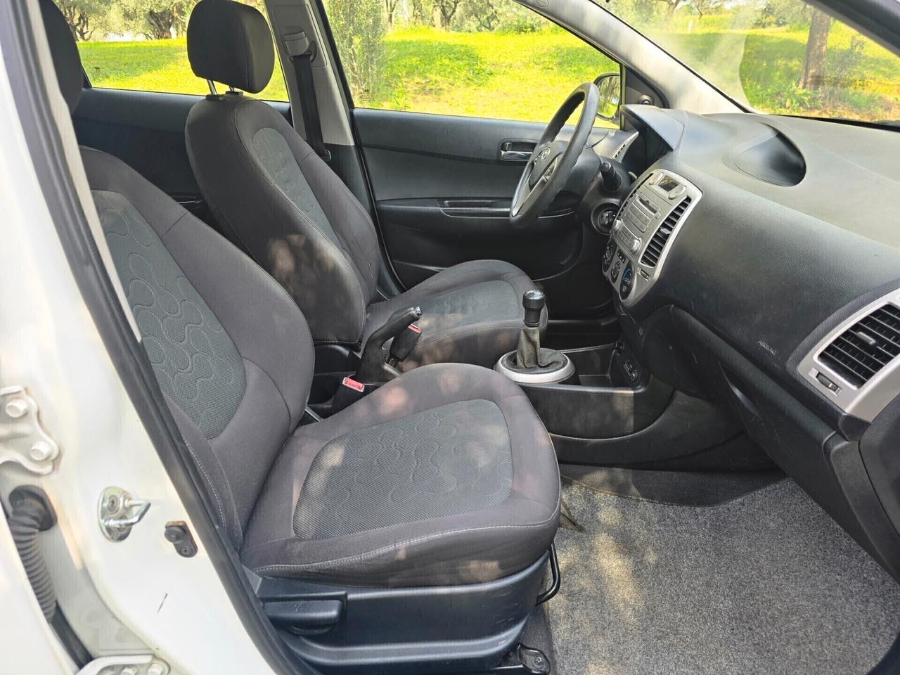 Hyundai i20 1.0 GPL ANNO 10/2009 OK PER NEOPATENTATI