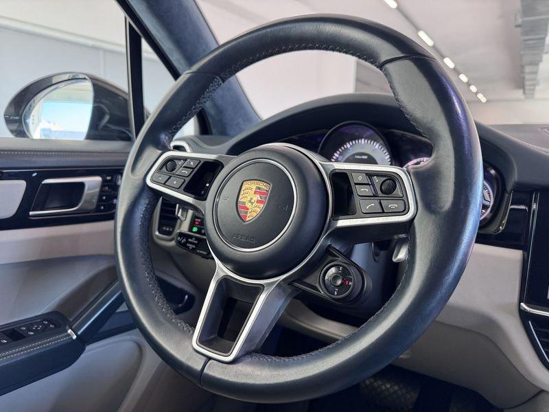 Porsche Cayenne 3.0 V6 E-HYBRID