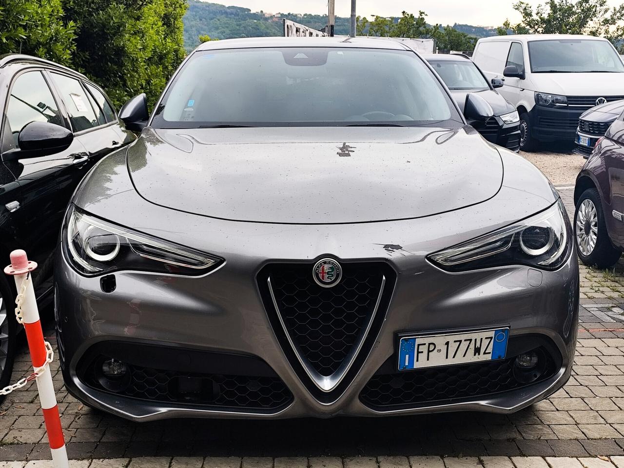 Alfa Romeo Stelvio 2.2 Turbodiesel 180 CV AT8 RWD Executive