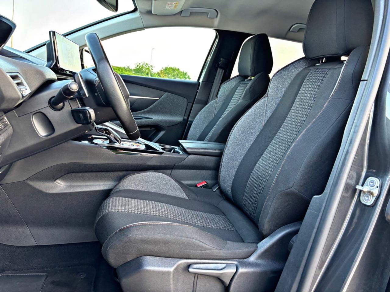 Peugeot 3008 BlueHDi 130 S&S EAT8 Allure Pack