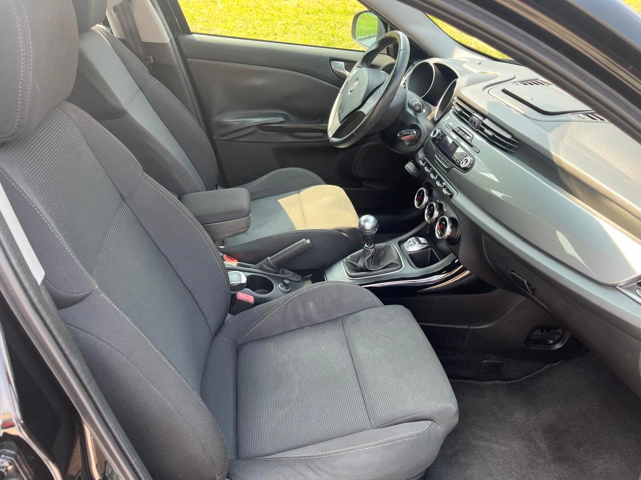 Alfa Romeo Giulietta 1.4 Turbo MultiAir Distinctive