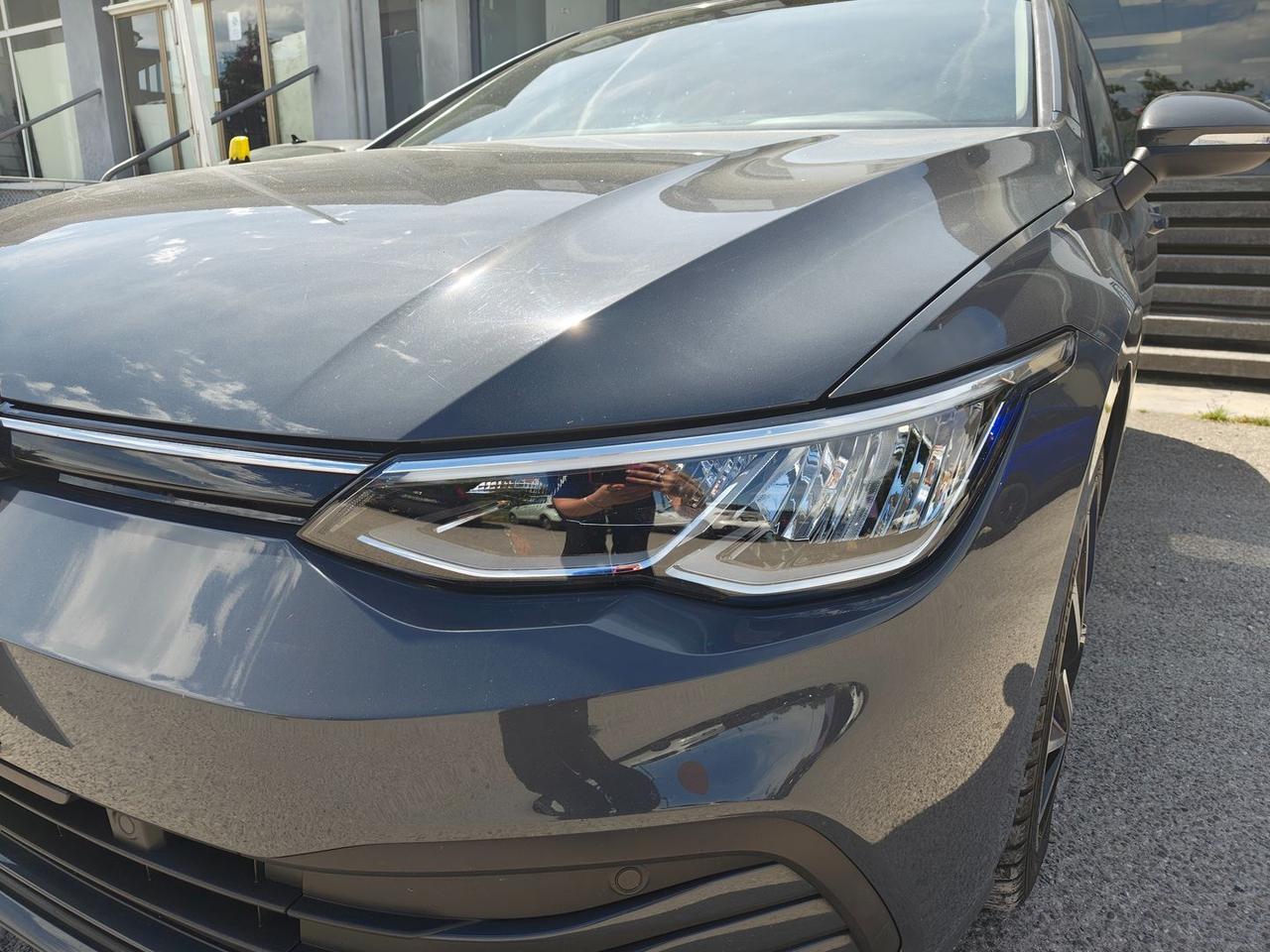Volkswagen Golf Life 1.5 eTSI MHEV #11253