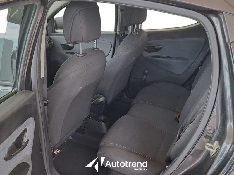 Lancia Ypsilon 1.0 FireFly 70 CV Hybrid Gold S&S