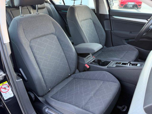 VOLKSWAGEN Golf 2.0TDI DSG AZIENDALE-GARANZIA