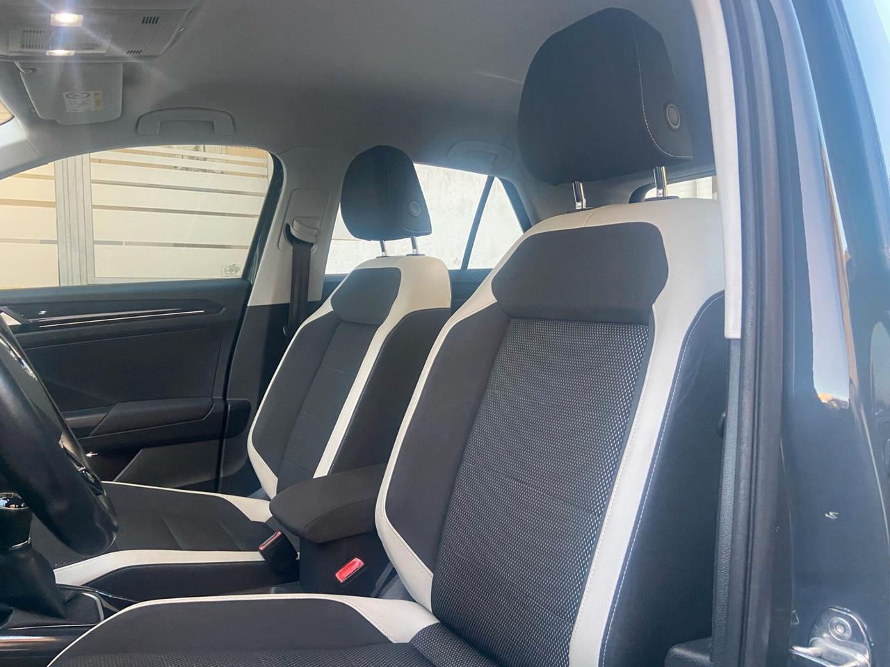 Volkswagen T-Roc 1.0 TSI 115 CV Advanced BlueMotion Technology