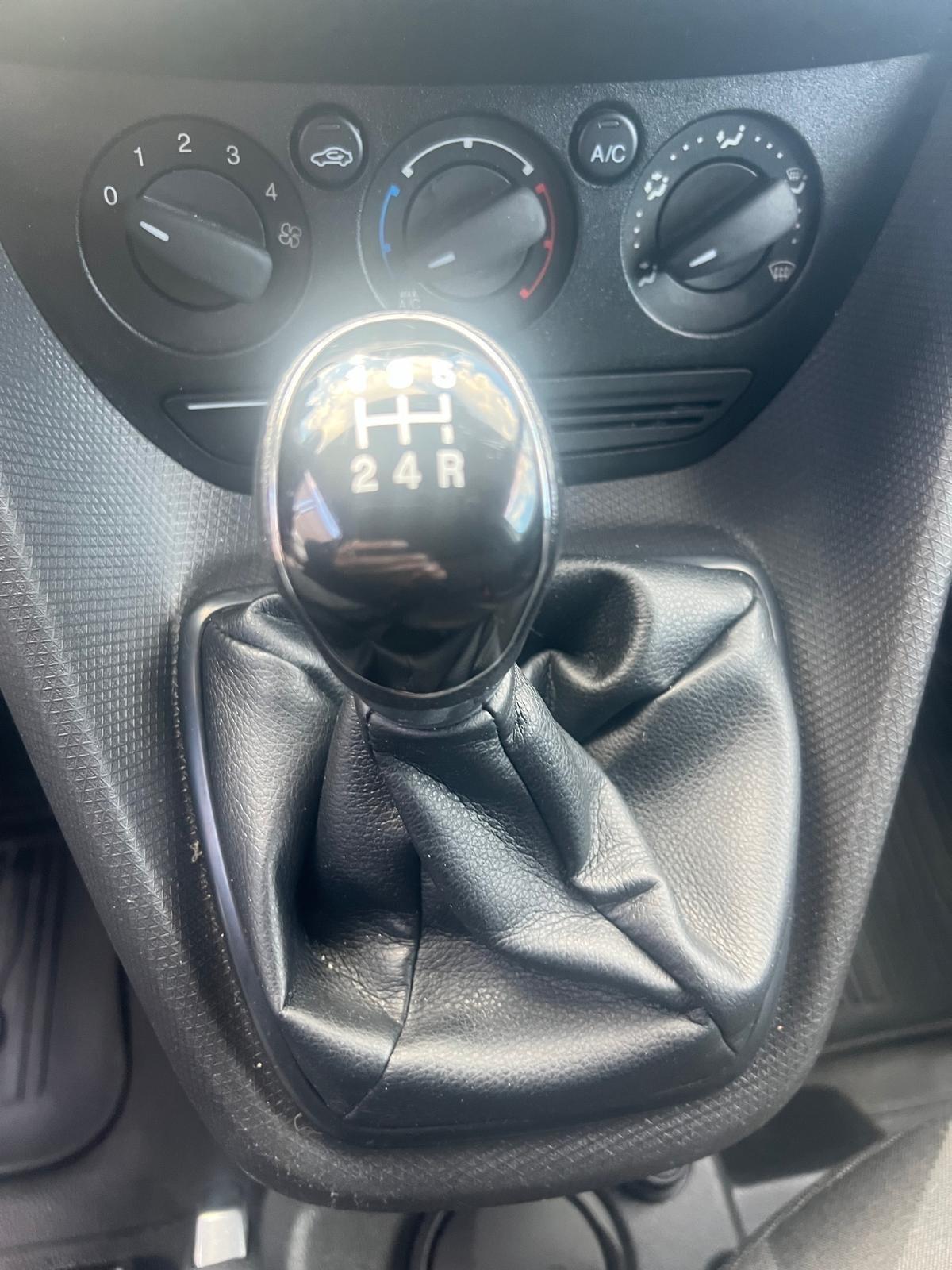 Ford Transit Connect 200 1.5 TDCi 100CV PC Furgone Econetic Entry