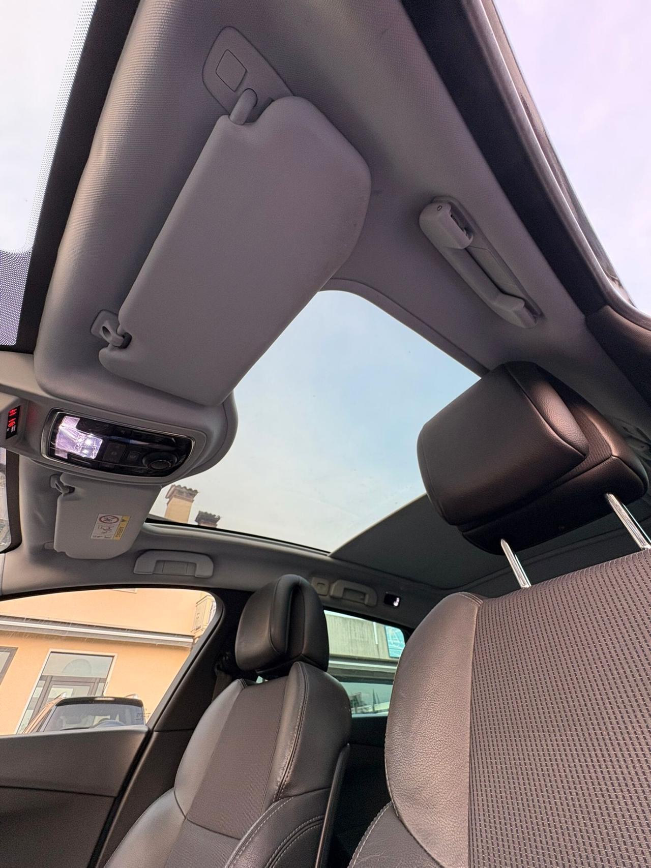 PEUGEOT 508 SW 1.6 HDI AUTOMATICA SI NEOPATENTATI