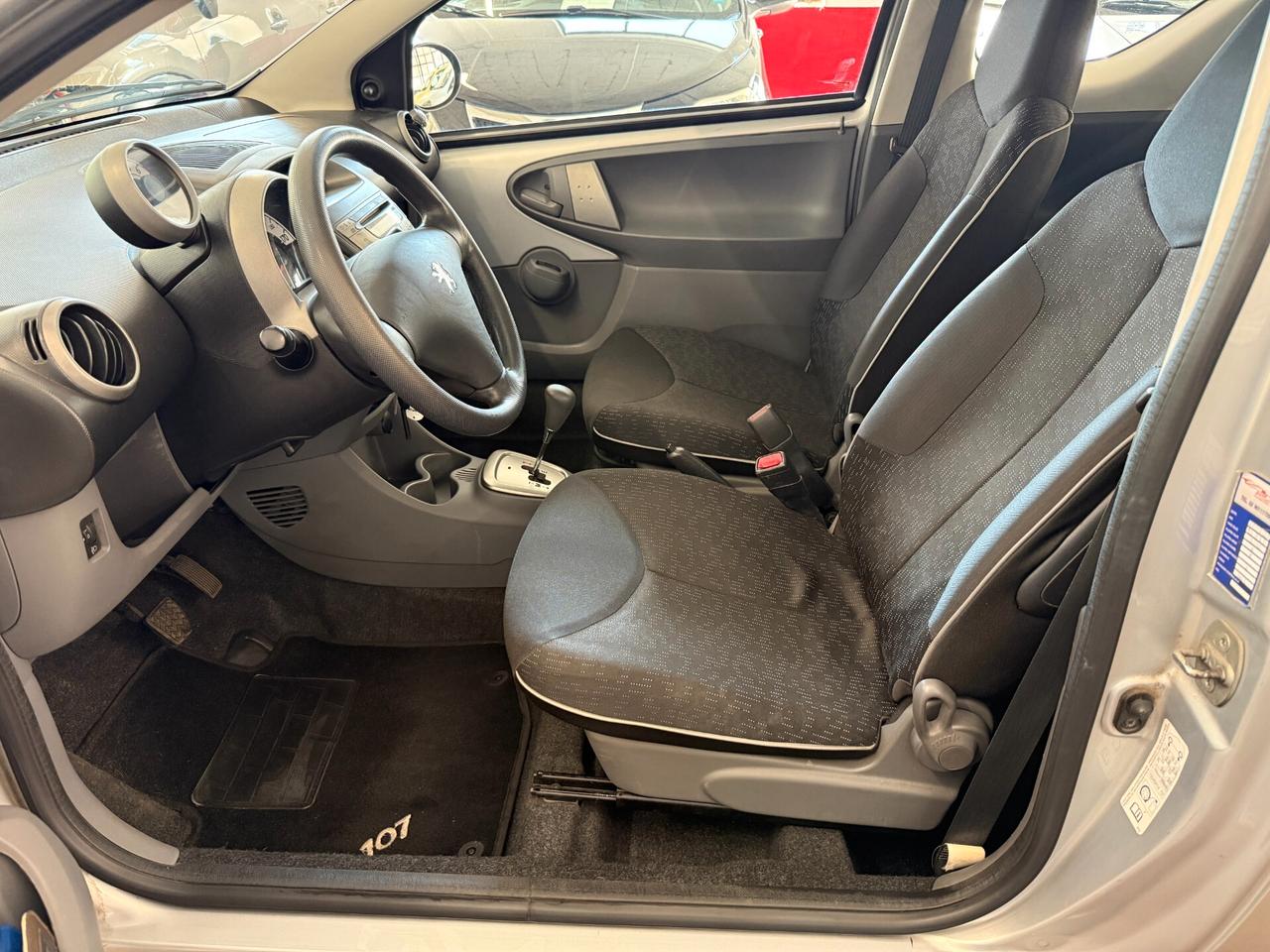 Peugeot 107 1.0 68CV 3p. AUTOMATICA - 1 PROPRIETARIO