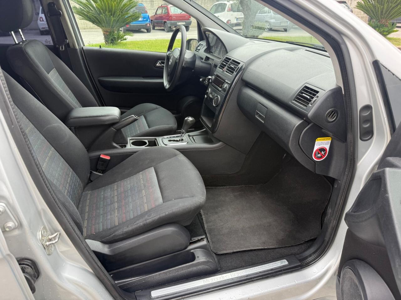 Mercedes-benz A 180 automatica