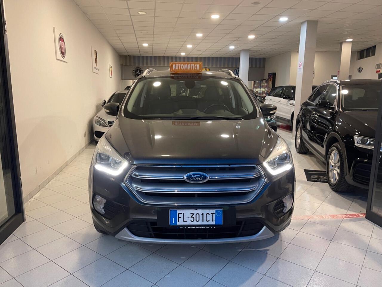 Ford Kuga 1.5 TDCI 120 CV S&S 2WD Powershift Titanium