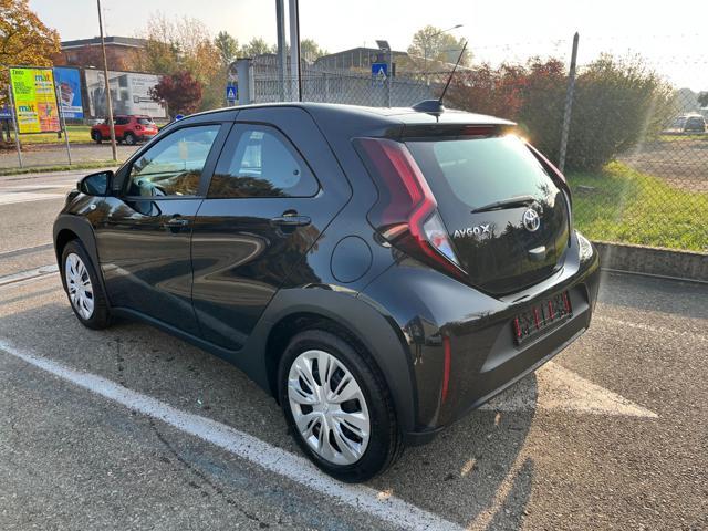 TOYOTA Aygo X 1.0 VVT-i 72 CV 5 porte Active Km 0