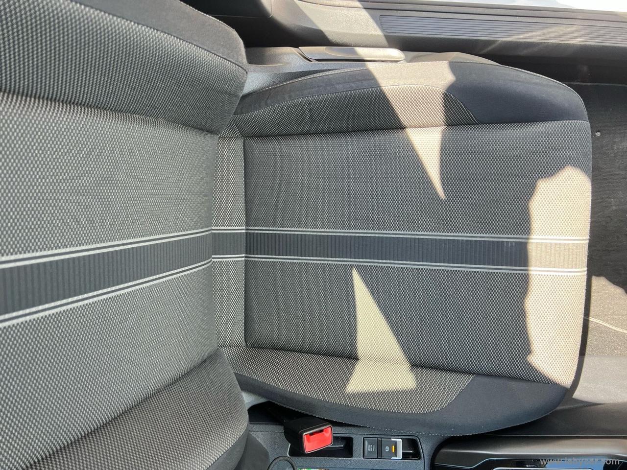 VOLKSWAGEN T-Roc 1.6 TDI SCR Style BlueMotion Tech.