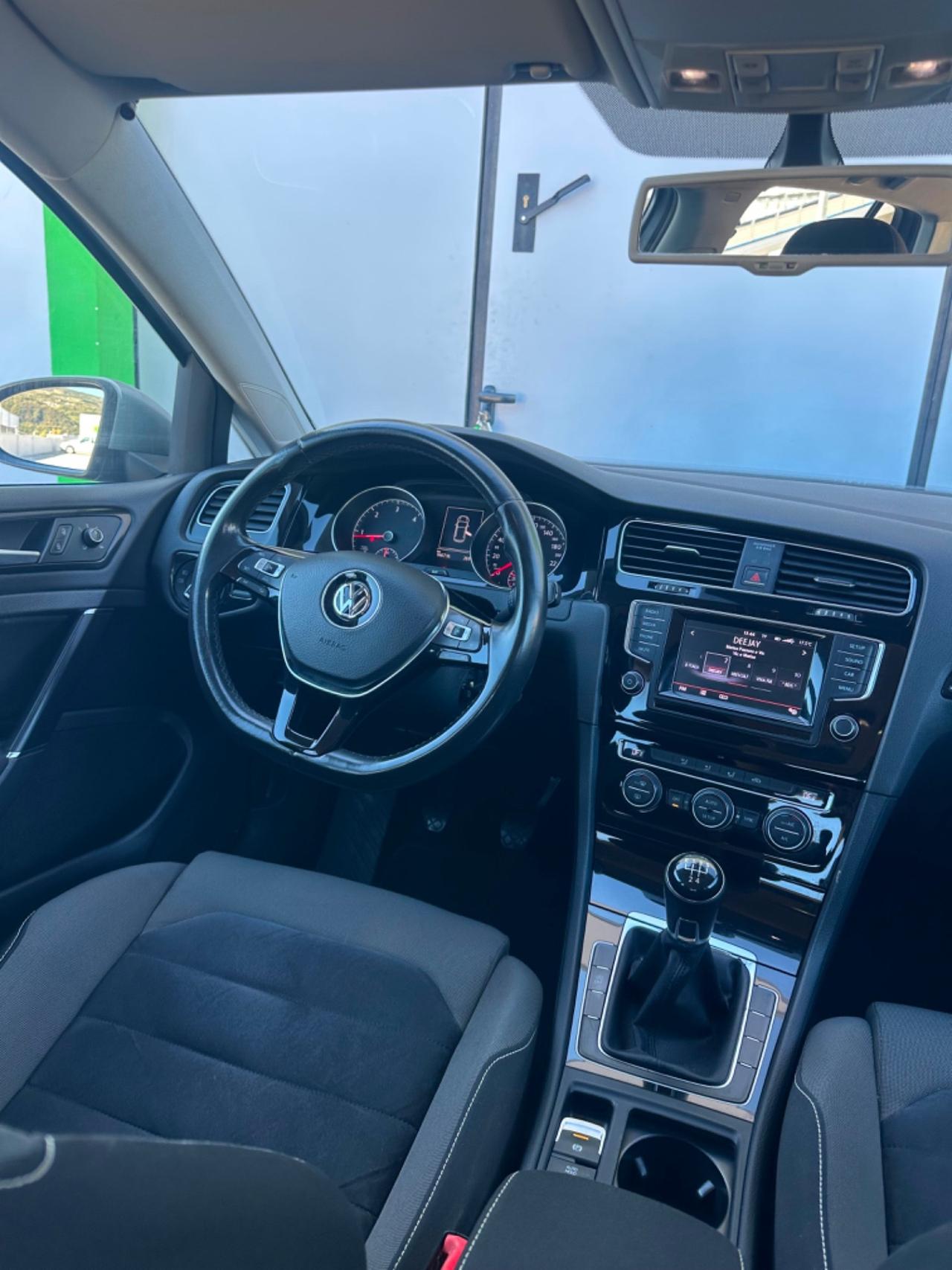 Volkswagen Golf Business 1.6 TDI 5p. Highline BlueMotion Technology