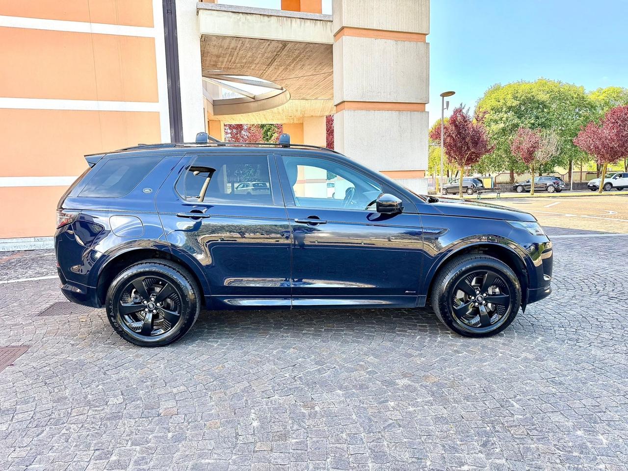 Land Rover Discovery Sport 2.0 TD4 180 CV HSE R Dynamic
