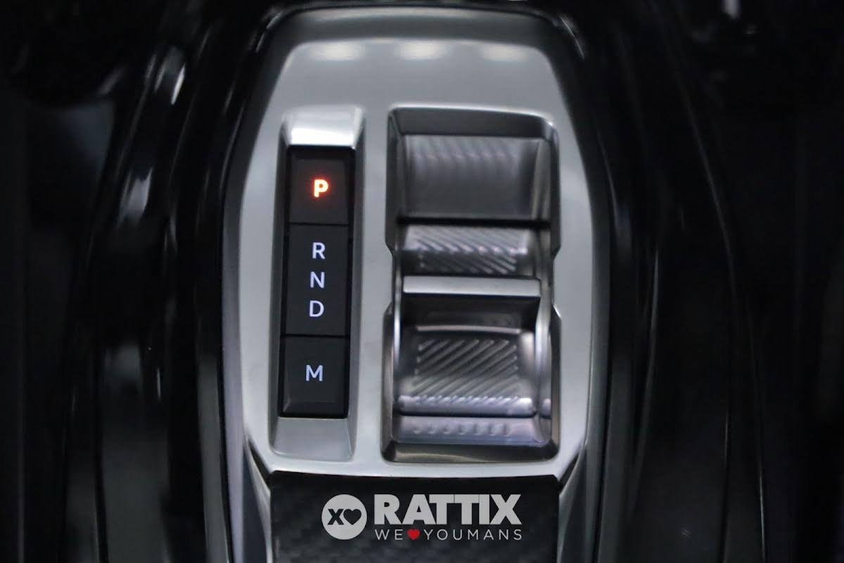 Peugeot 208 1.2 Hybrid 136CV GT e-dcs 6