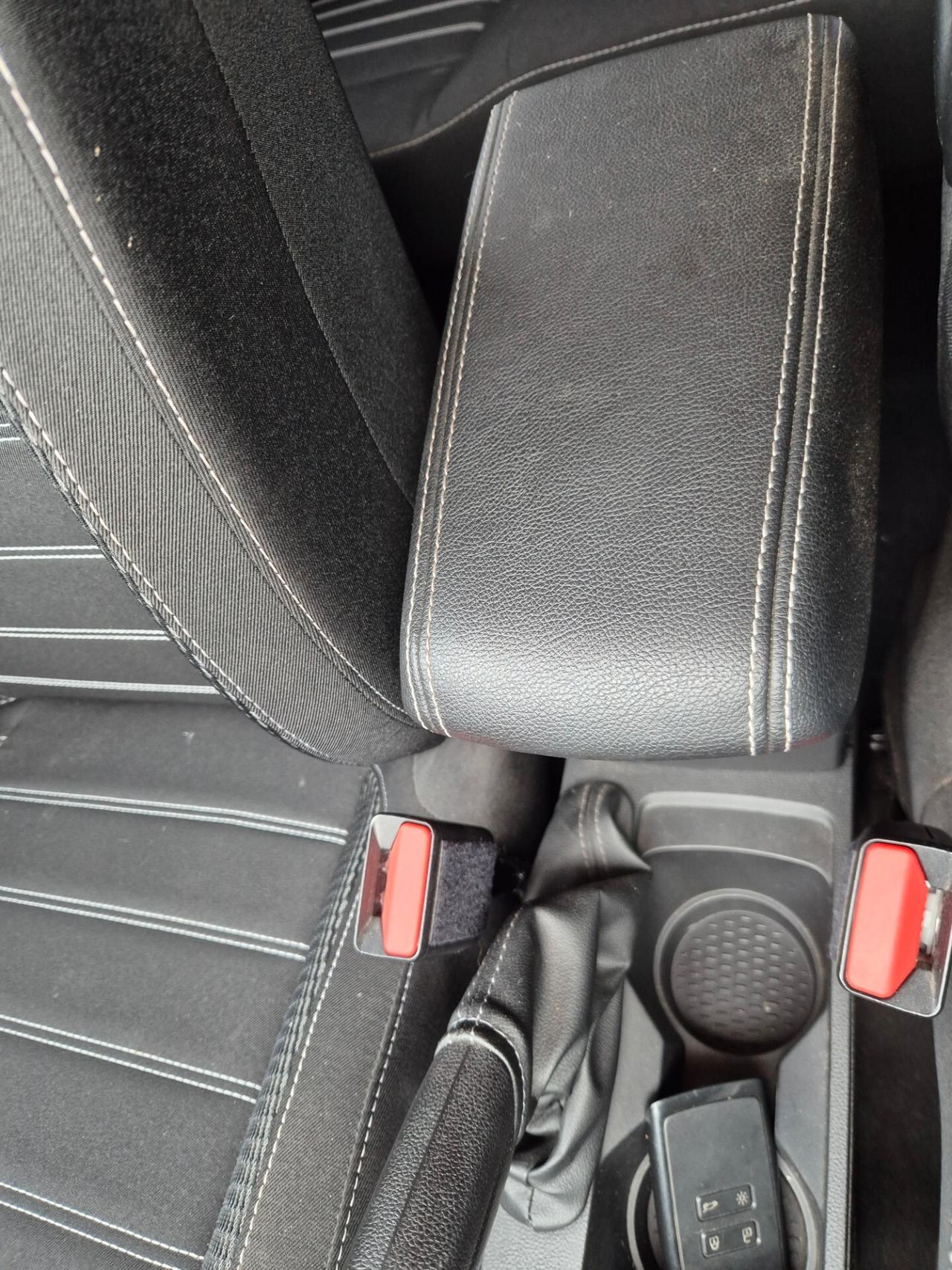 Dacia Duster 1.0 TCe 100 CV ECO-G 4x2 Prestige