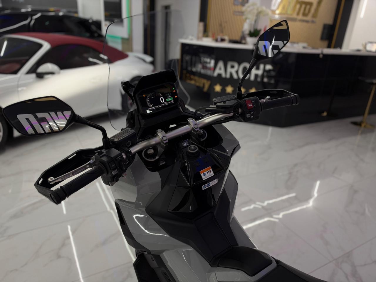 Honda X-ADV 750 DCT Special Color
