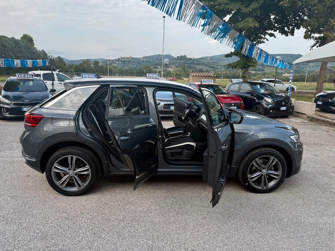 "DA VETRINA" Volkswagen T-Roc 1.6 TDI Advanced