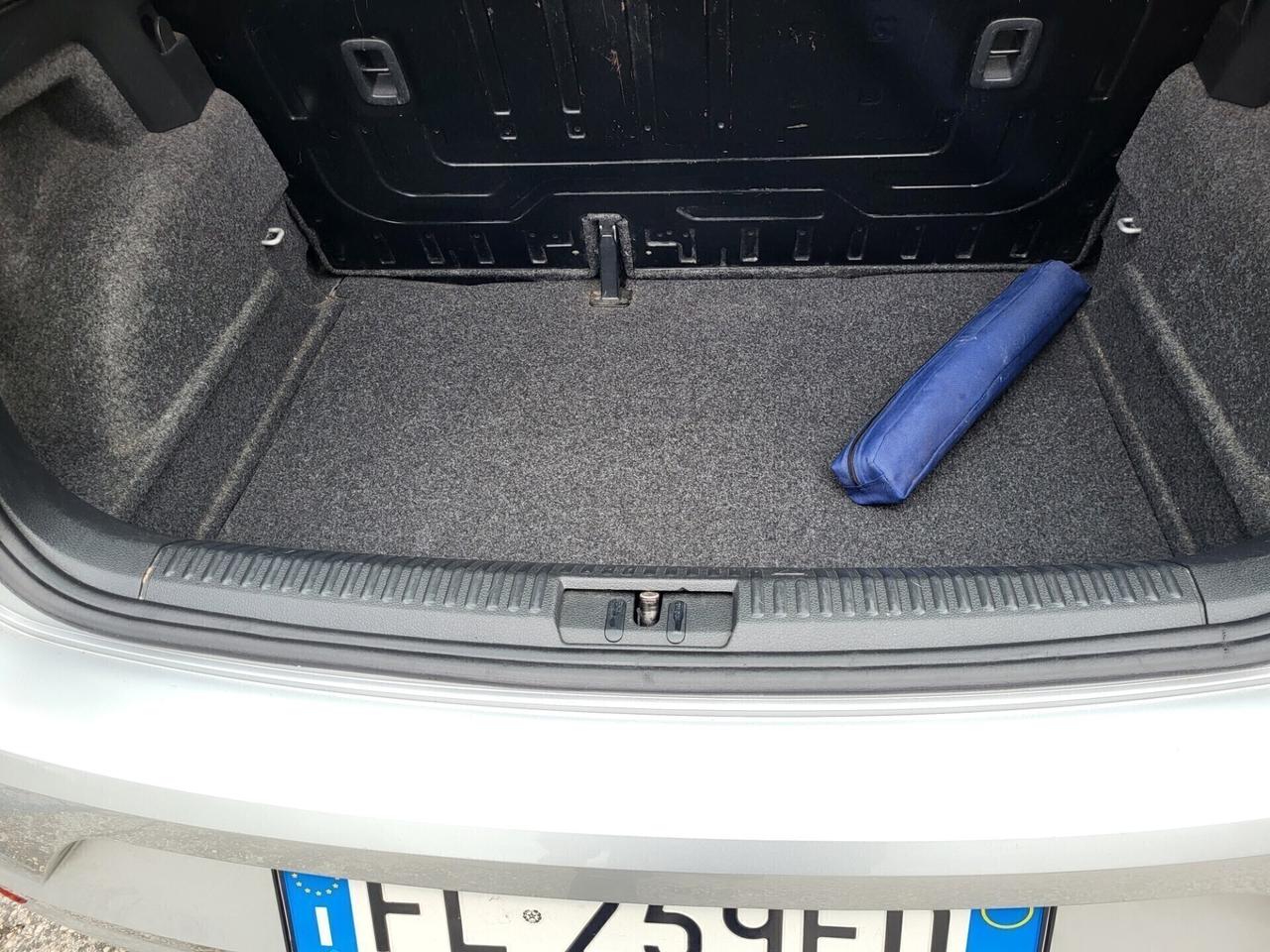 VOLKSWAGEN POLO 1,0 MPI-UNICA PROPRIET-EURO 6