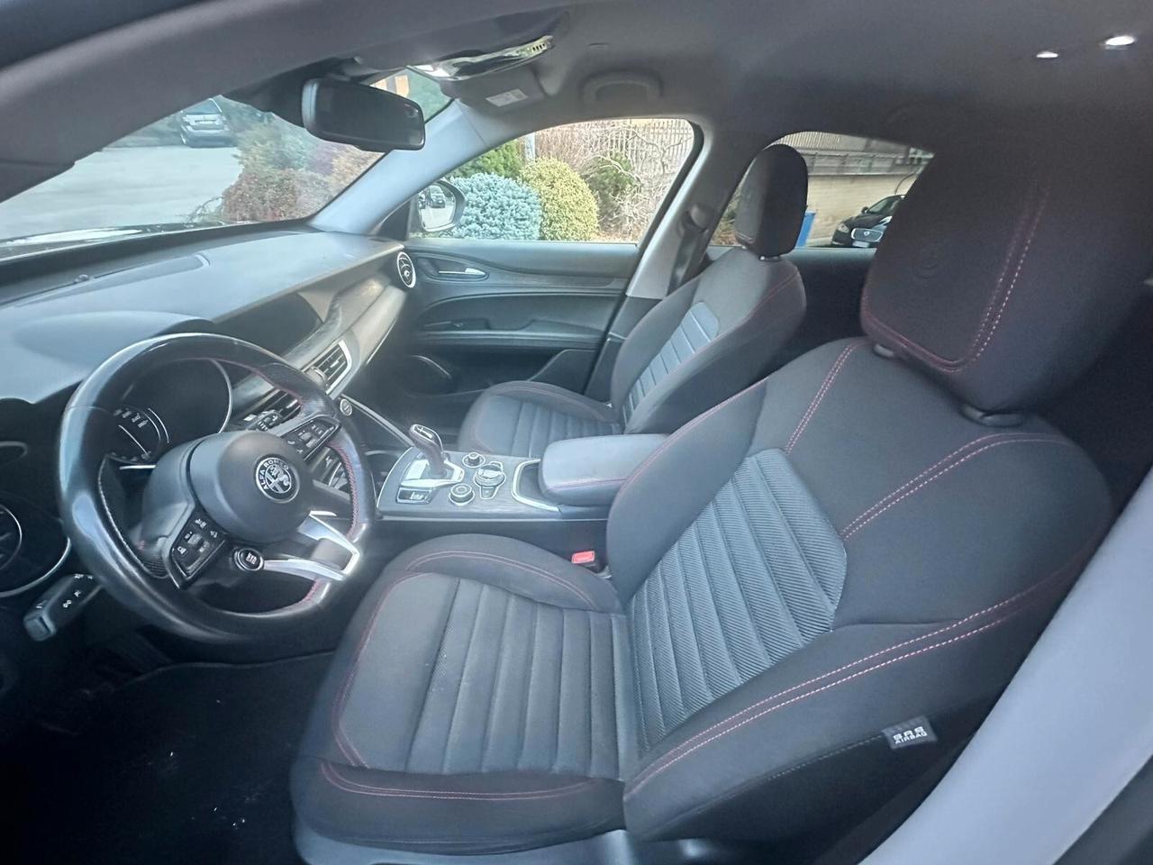 Alfa Romeo Stelvio 2.2 Turbodiesel 190 CV AT8 RWD Business