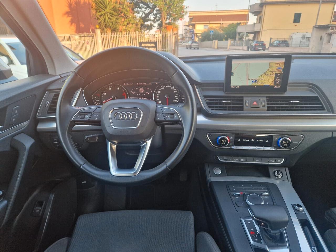 Audi Q5 40 TDI 204 CV quattro S tronic Business Sport