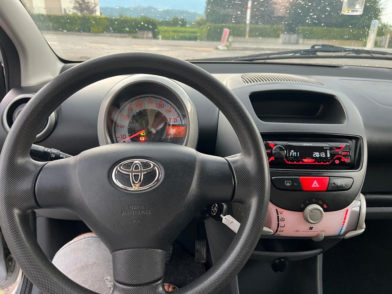 Toyota Aygo 1.0 12V VVT-i 5 porte