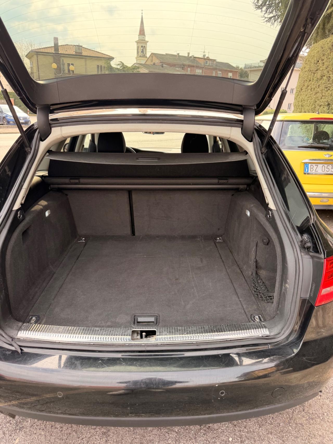 Audi A4 2.0TDI 143cv NEOPATENTATI EURO5